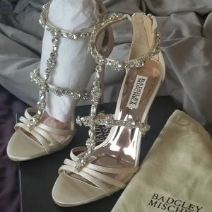 Bagley Mischka Womens Thelma Ivory Heels